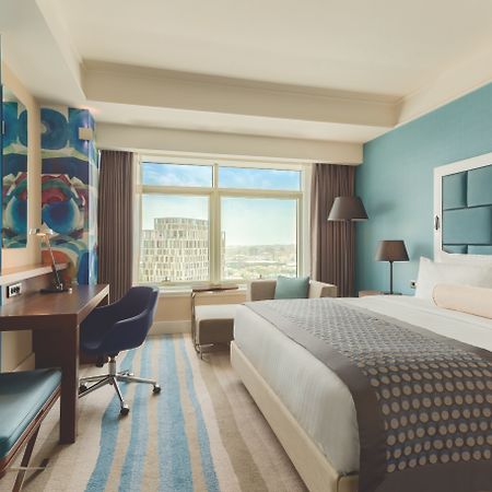 Отель Wyndham Grand Istanbul Europe Экстерьер фото