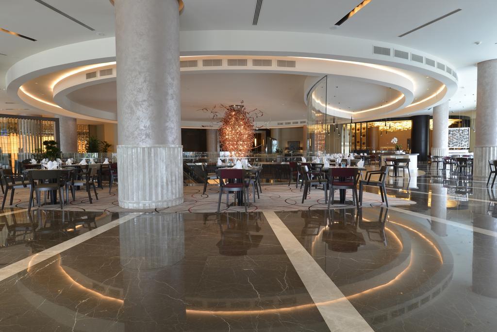 Отель Wyndham Grand Istanbul Europe Экстерьер фото